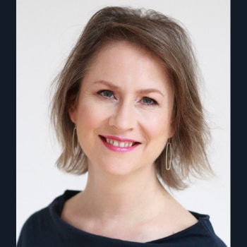 photo of Pamela Buckle